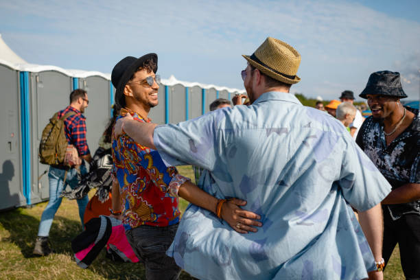 Best Portable toilet rental cost  in Martin, SD